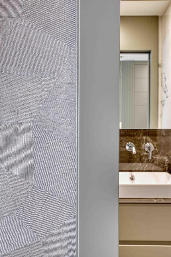 Le Suite Del Corso The Smart Boutique Aparthotel By Ospitami Milan Bagian luar foto