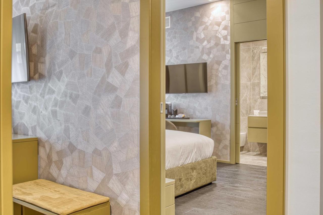 Le Suite Del Corso The Smart Boutique Aparthotel By Ospitami Milan Bagian luar foto