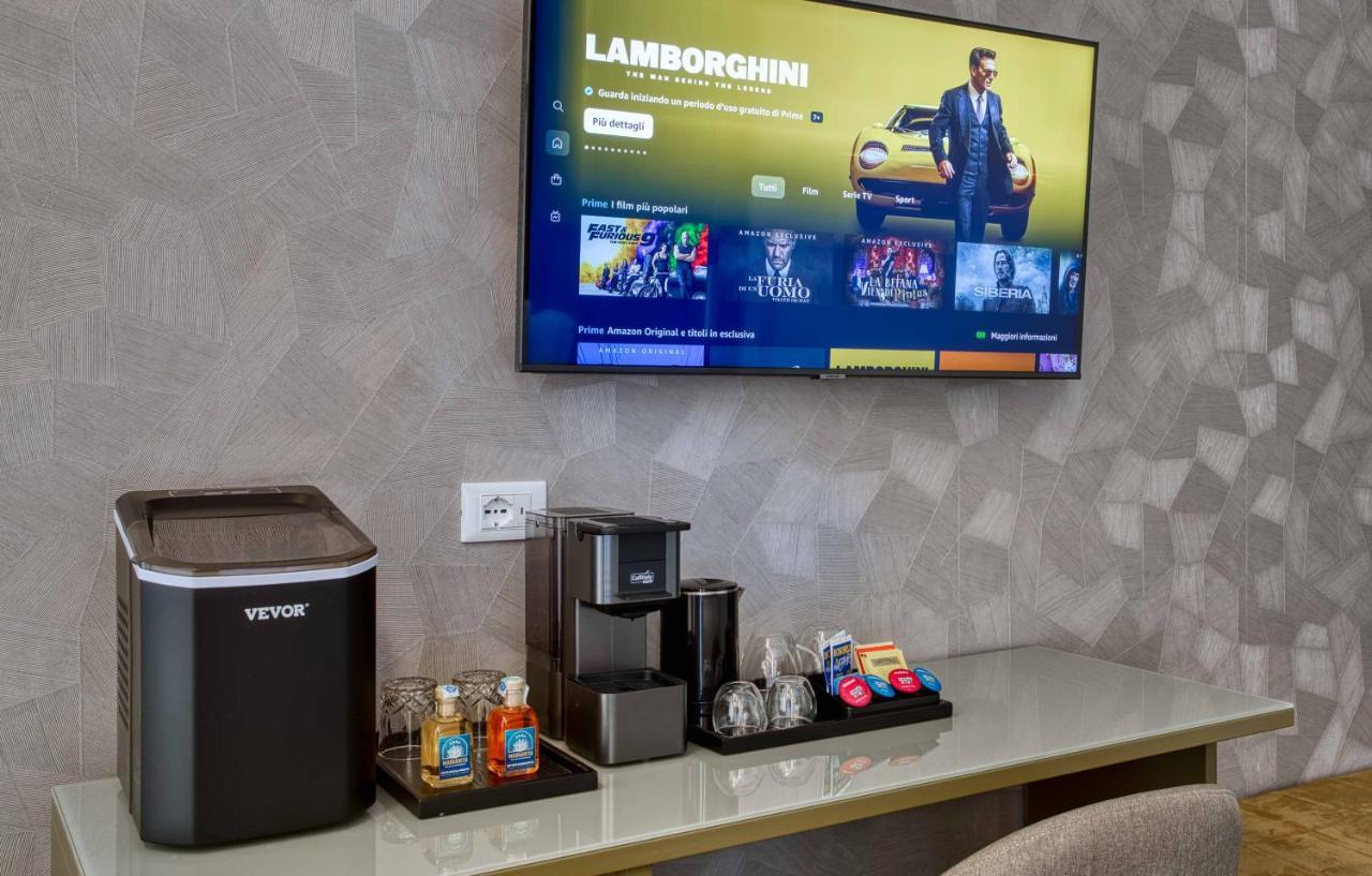 Le Suite Del Corso The Smart Boutique Aparthotel By Ospitami Milan Bagian luar foto