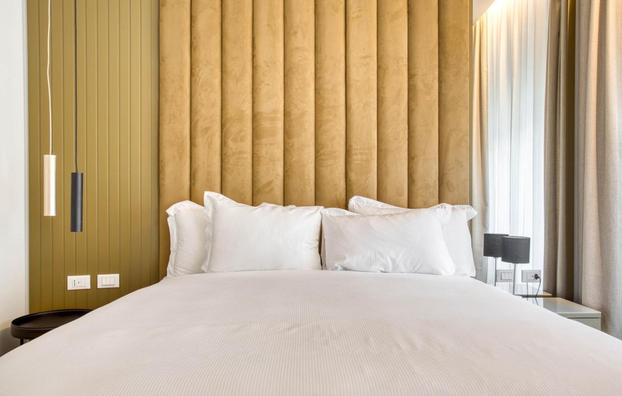 Le Suite Del Corso The Smart Boutique Aparthotel By Ospitami Milan Bagian luar foto